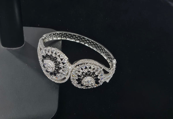 Cz Bracelet 06592 - KRISHNA'S SWETA JEWELLERY
