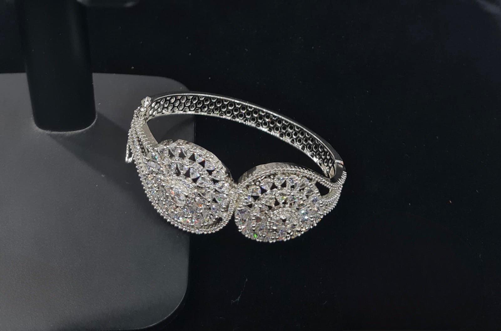 Cz Bracelet 06592 - KRISHNA'S SWETA JEWELLERY