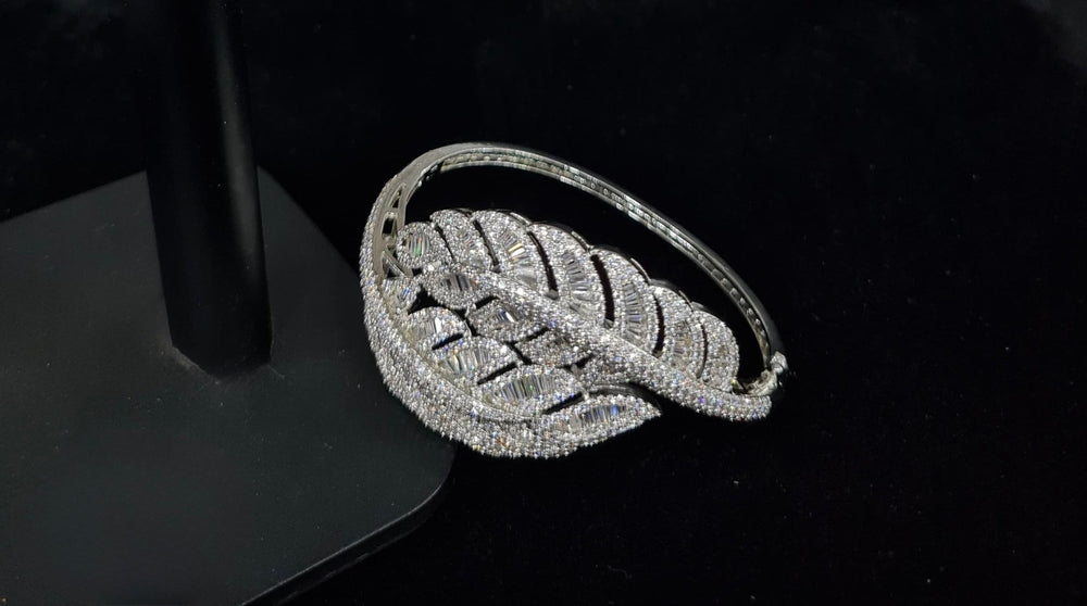 Cz Bracelet 08239 - KRISHNA'S SWETA JEWELLERY