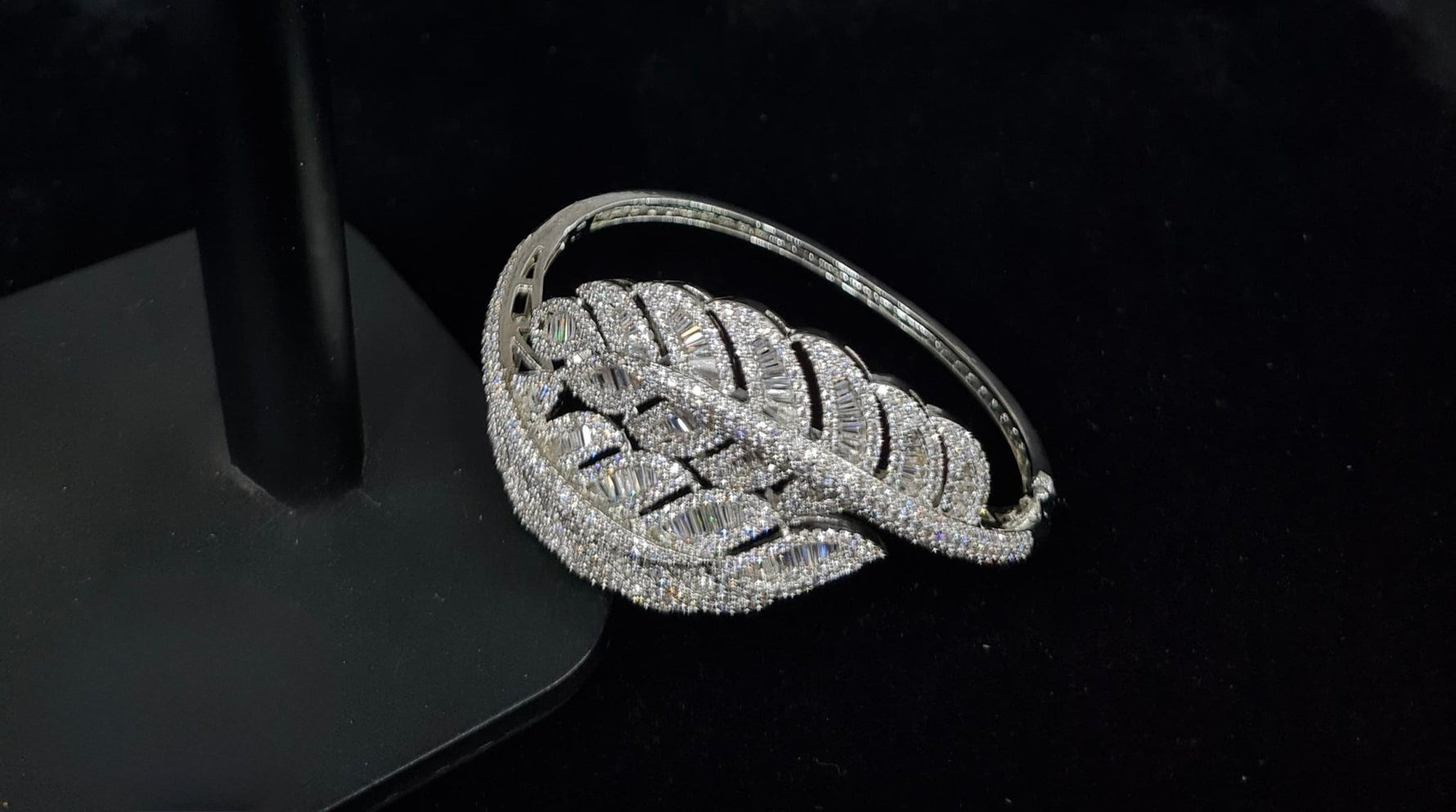 Cz Bracelet 08239 - KRISHNA'S SWETA JEWELLERY
