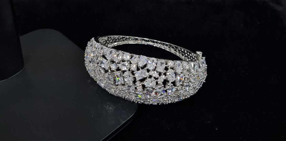 Cz Bracelet 08242 - KRISHNA'S SWETA JEWELLERY