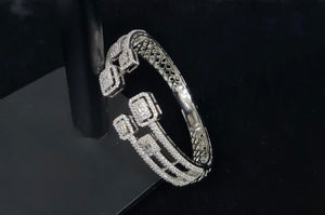 Cz Bracelet 08253 - KRISHNA'S SWETA JEWELLERY