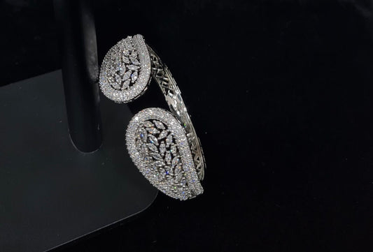 Cz Bracelet 08254 - KRISHNA'S SWETA JEWELLERY