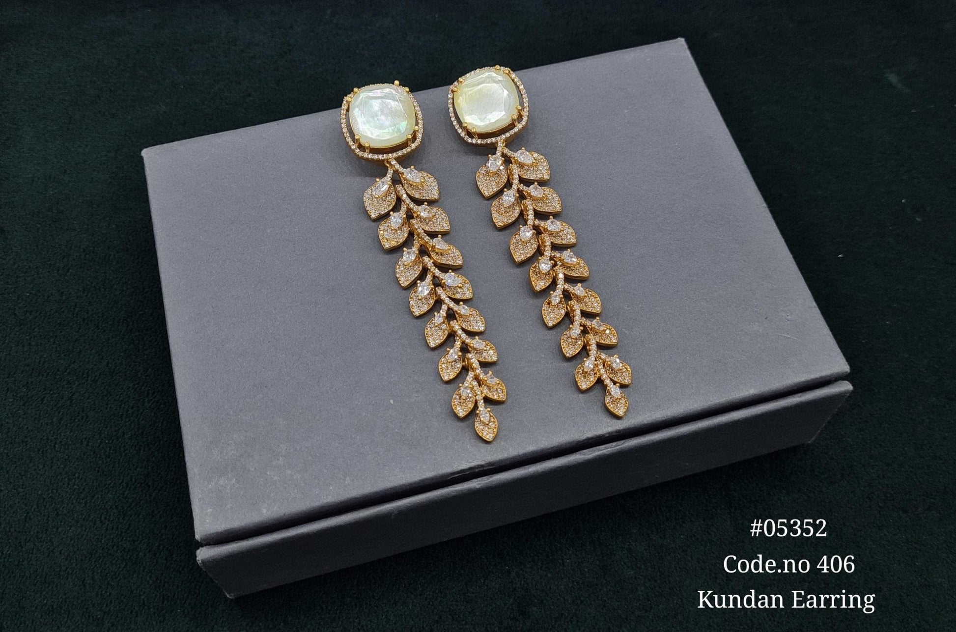 Cz Earrings 05352 - KRISHNA'S SWETA JEWELLERY