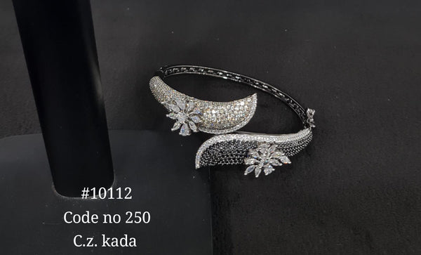 Cz Kada 10112 - KRISHNA'S SWETA JEWELLERY