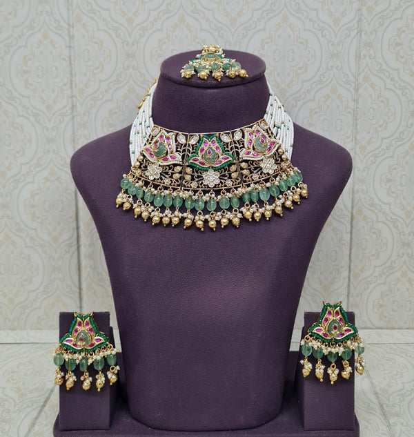 Heritage Necklace 11682