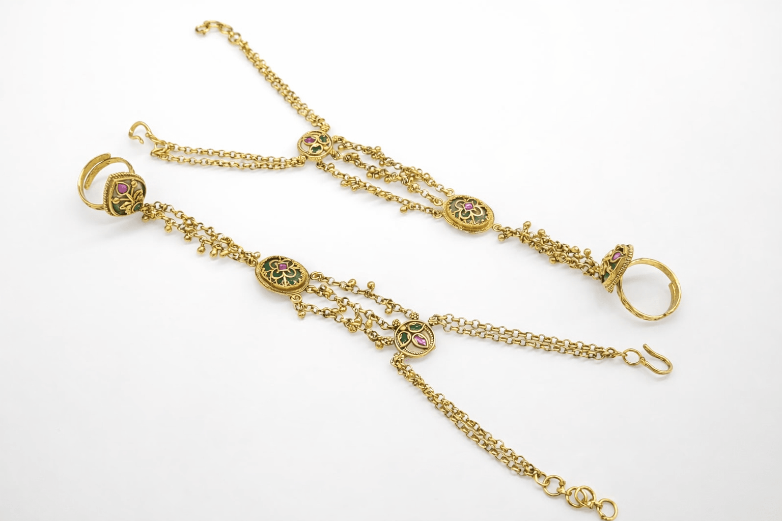 Heritage Hathpan 08228 - KRISHNA'S SWETA JEWELLERY