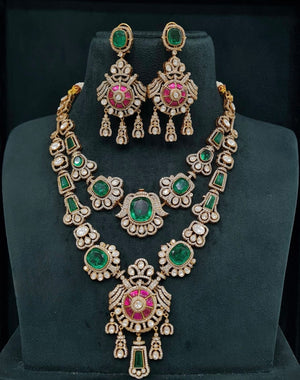 Jadau Kundan Necklace 08108 - KRISHNA'S SWETA JEWELLERY