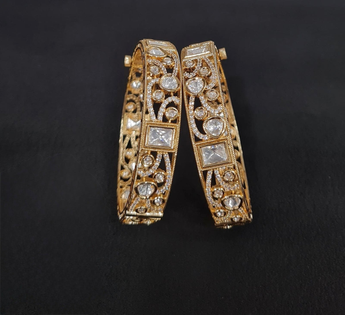 Kundan Bangles 00271 - KRISHNA'S SWETA JEWELLERY