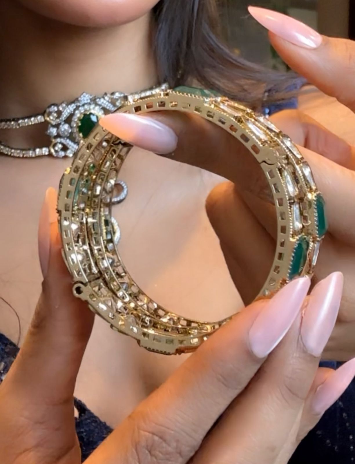 Kundan Bangles 04739 - KRISHNA'S SWETA JEWELLERY