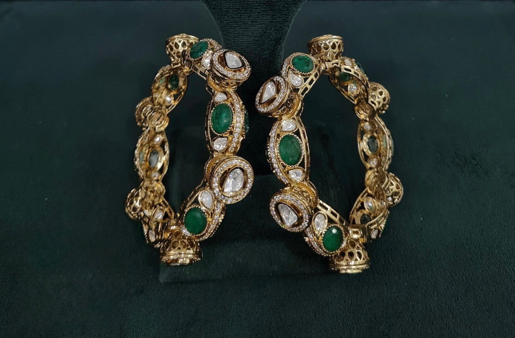 Kundan Bangles 08374 - KRISHNA'S SWETA JEWELLERY