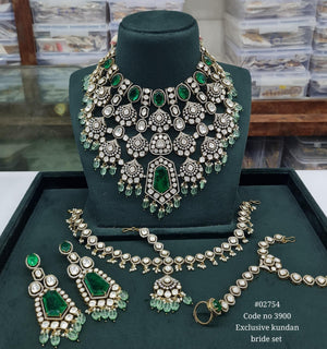 Kundan bride set 02754 - KRISHNA'S SWETA JEWELLERY