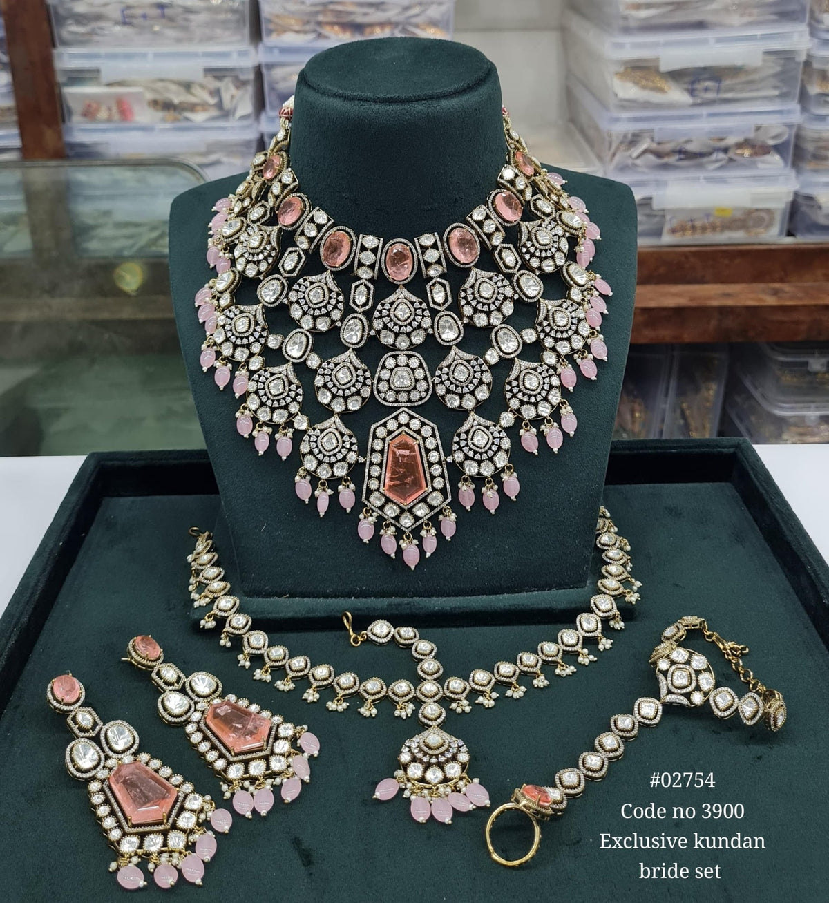 Kundan bride set 02754 - KRISHNA'S SWETA JEWELLERY