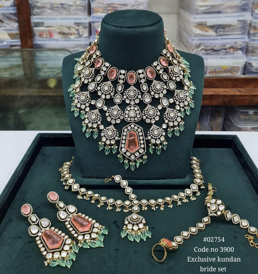 Kundan bride set 02754 - KRISHNA'S SWETA JEWELLERY