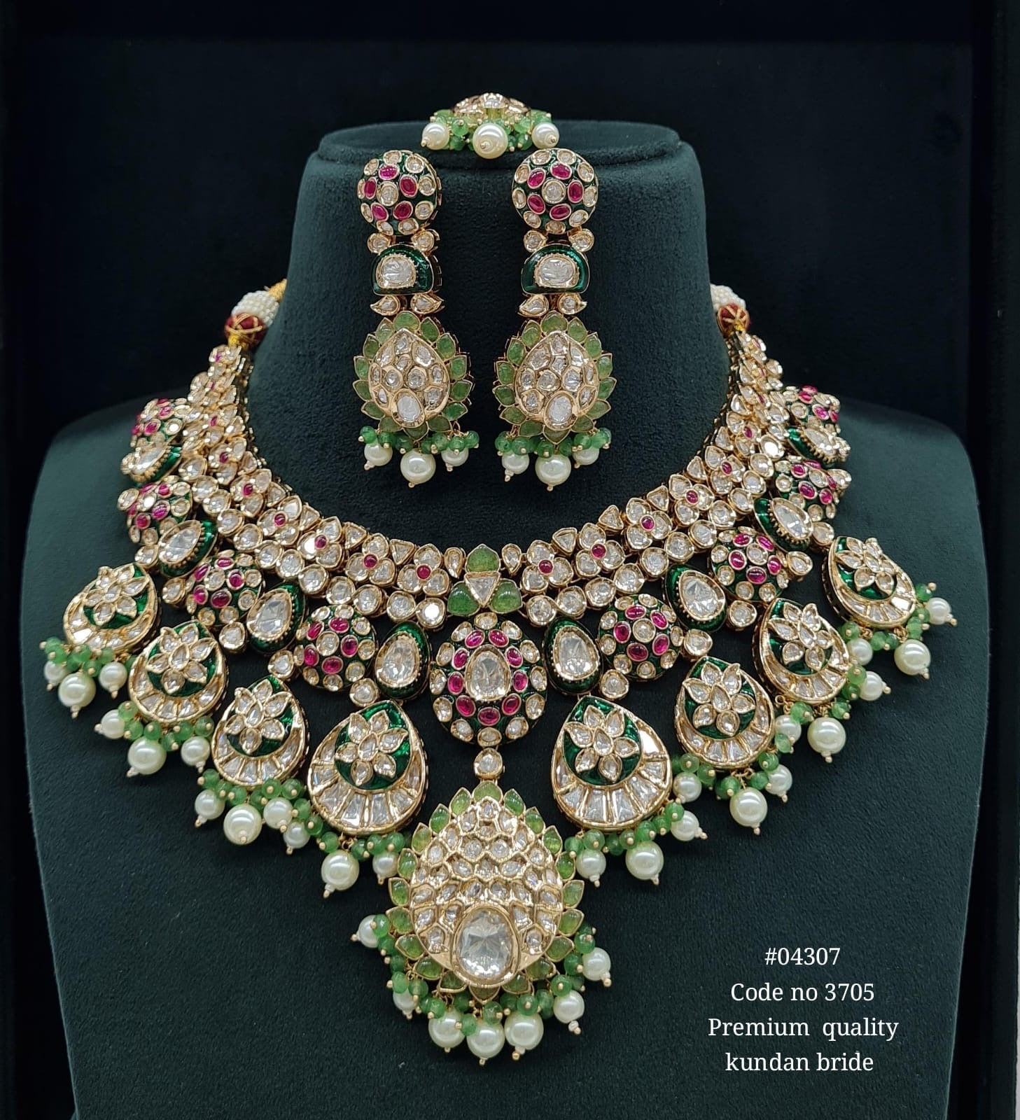 Kundan Bride Set 04307 - KRISHNA'S SWETA JEWELLERY