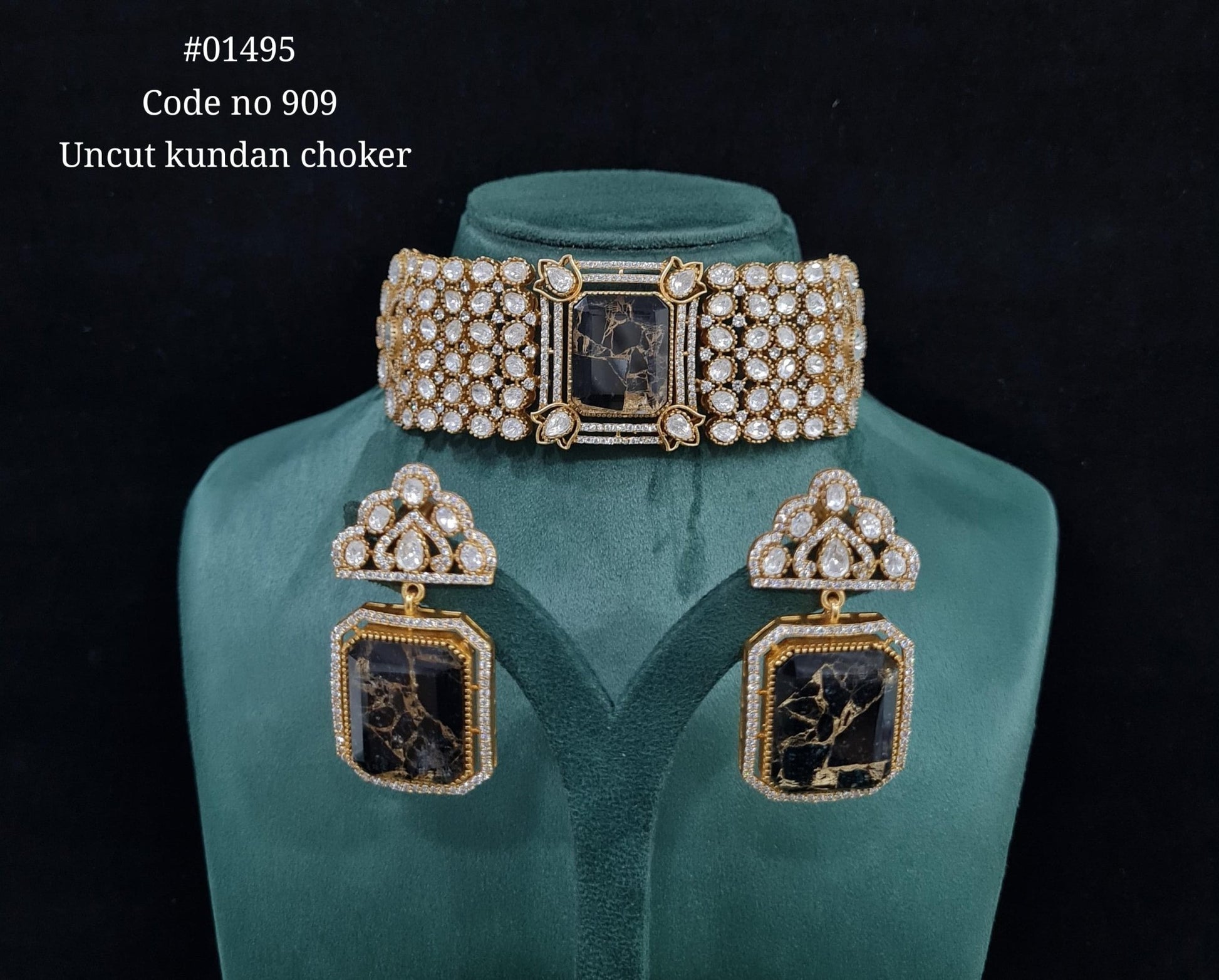Kundan choker 01495 - KRISHNA'S SWETA JEWELLERY