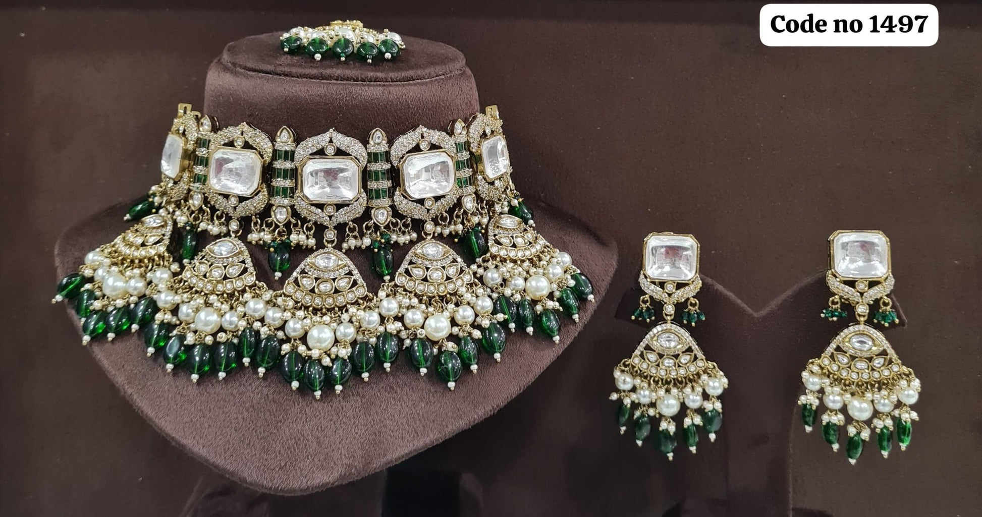 Kundan choker 01719 - KRISHNA'S SWETA JEWELLERY