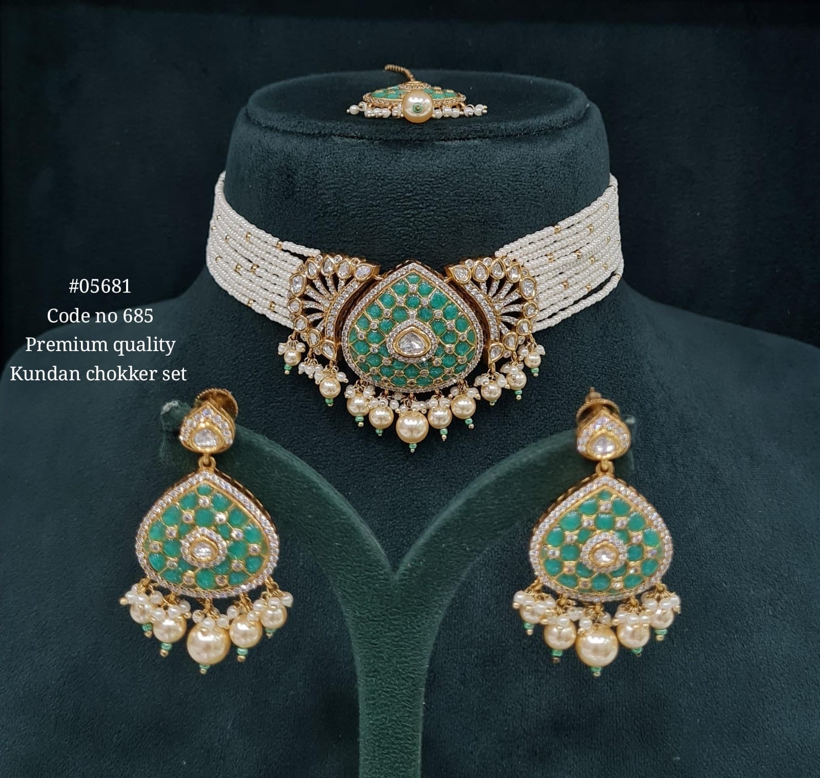 Kundan Choker 05681 - KRISHNA'S SWETA JEWELLERY