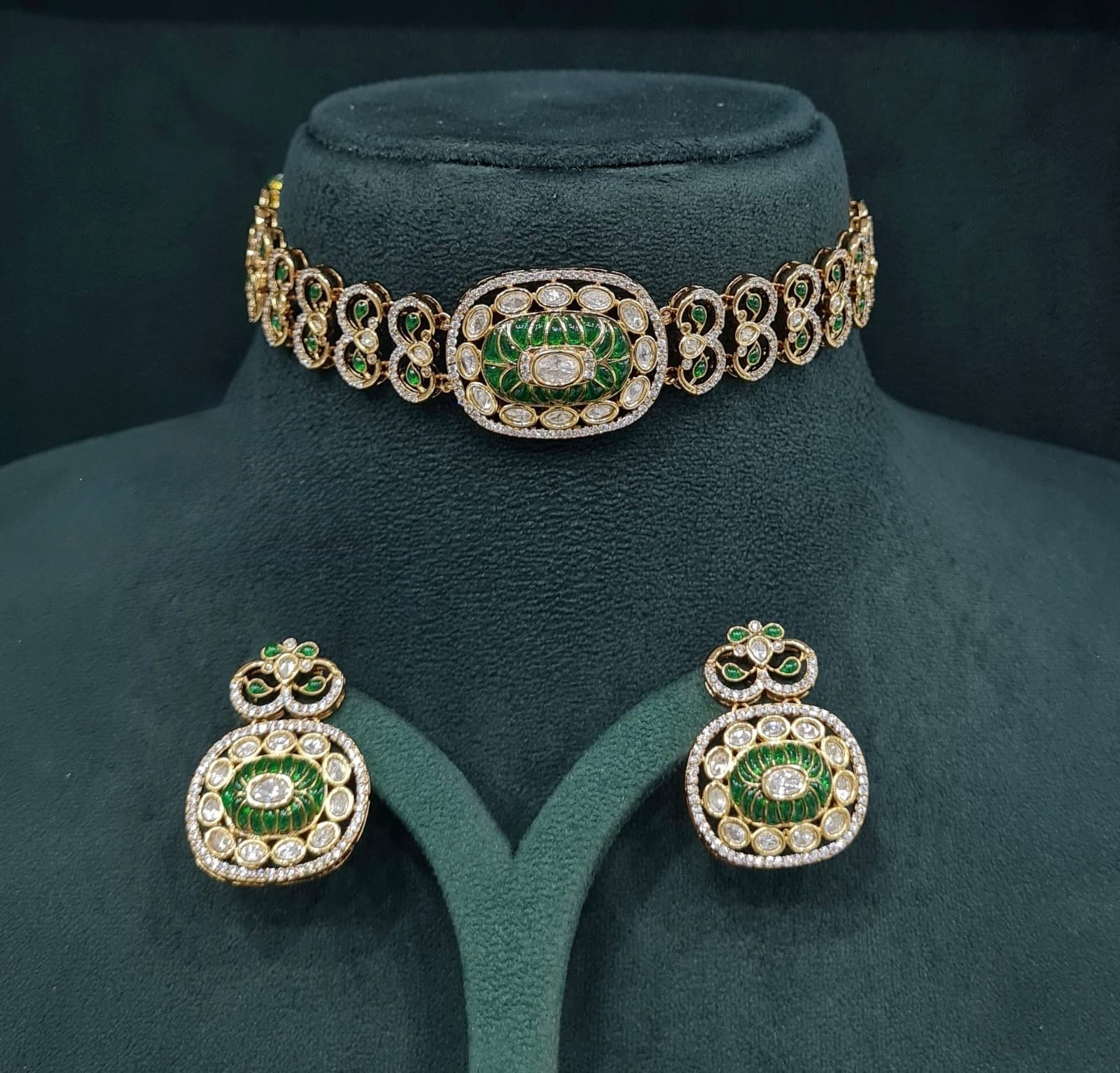 Kundan Choker 08943 - KRISHNA'S SWETA JEWELLERY