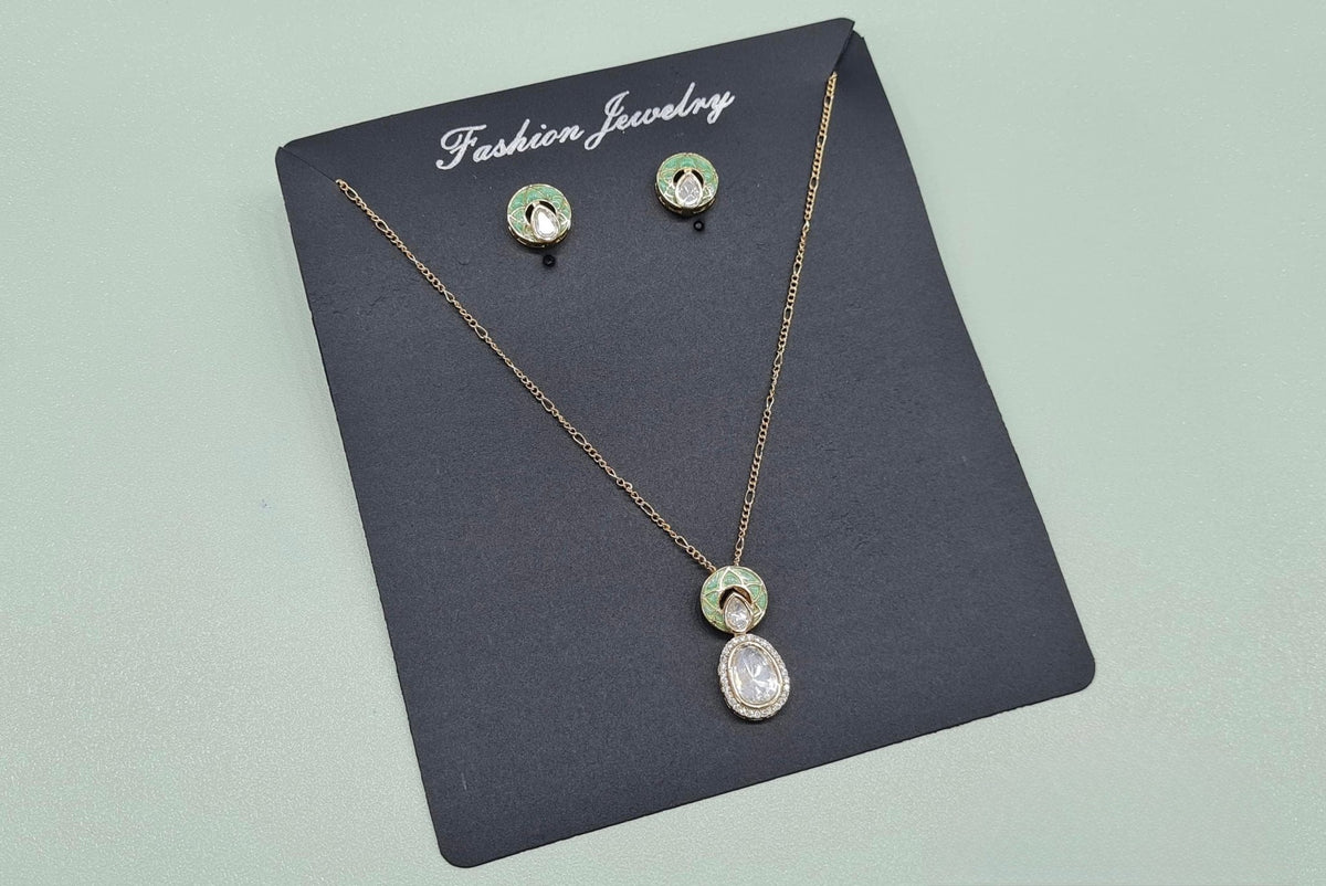 Kundan Dainty Pendant 07912 - KRISHNA'S SWETA JEWELLERY