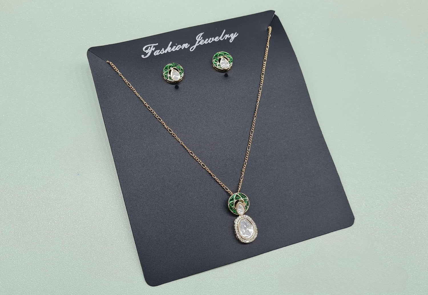 Kundan Dainty Pendant 07912 - KRISHNA'S SWETA JEWELLERY