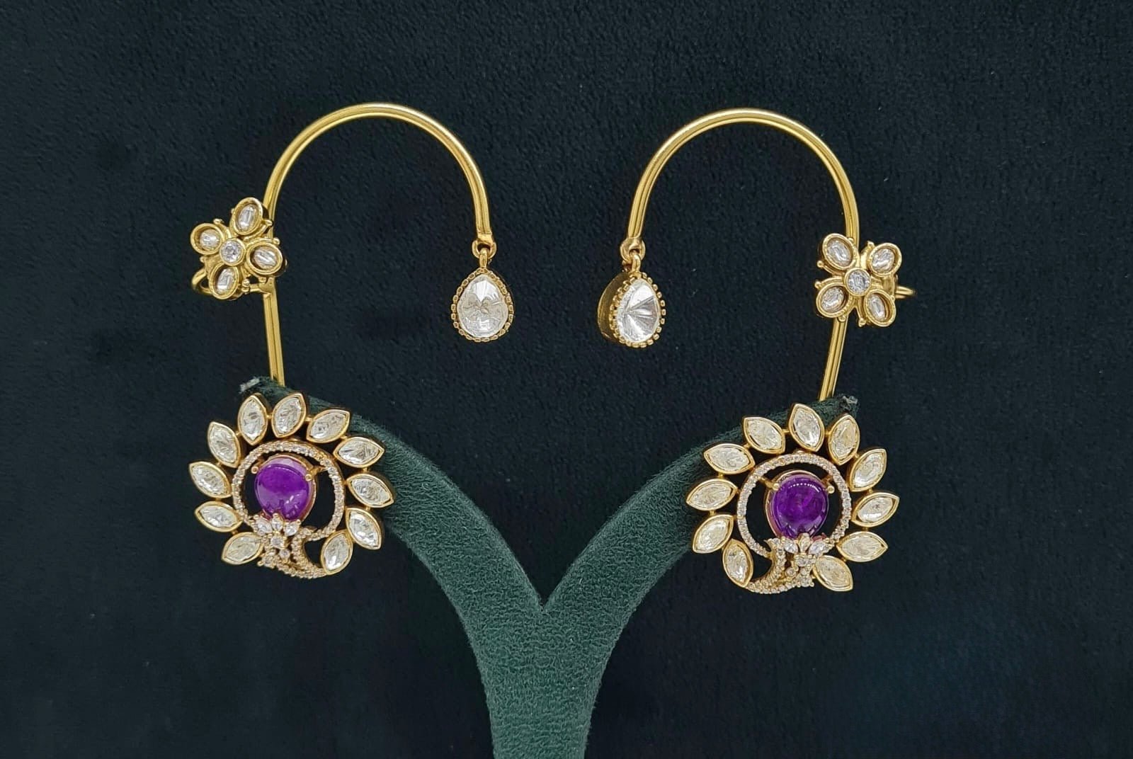 Kundan Earcuff 07567 - KRISHNA'S SWETA JEWELLERY