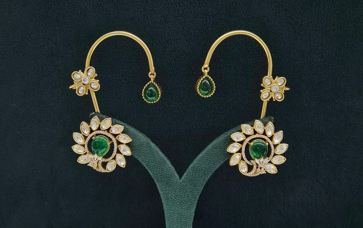Kundan Earcuff 07567 - KRISHNA'S SWETA JEWELLERY