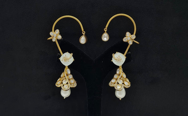 Kundan Earcuff 08208 - KRISHNA'S SWETA JEWELLERY