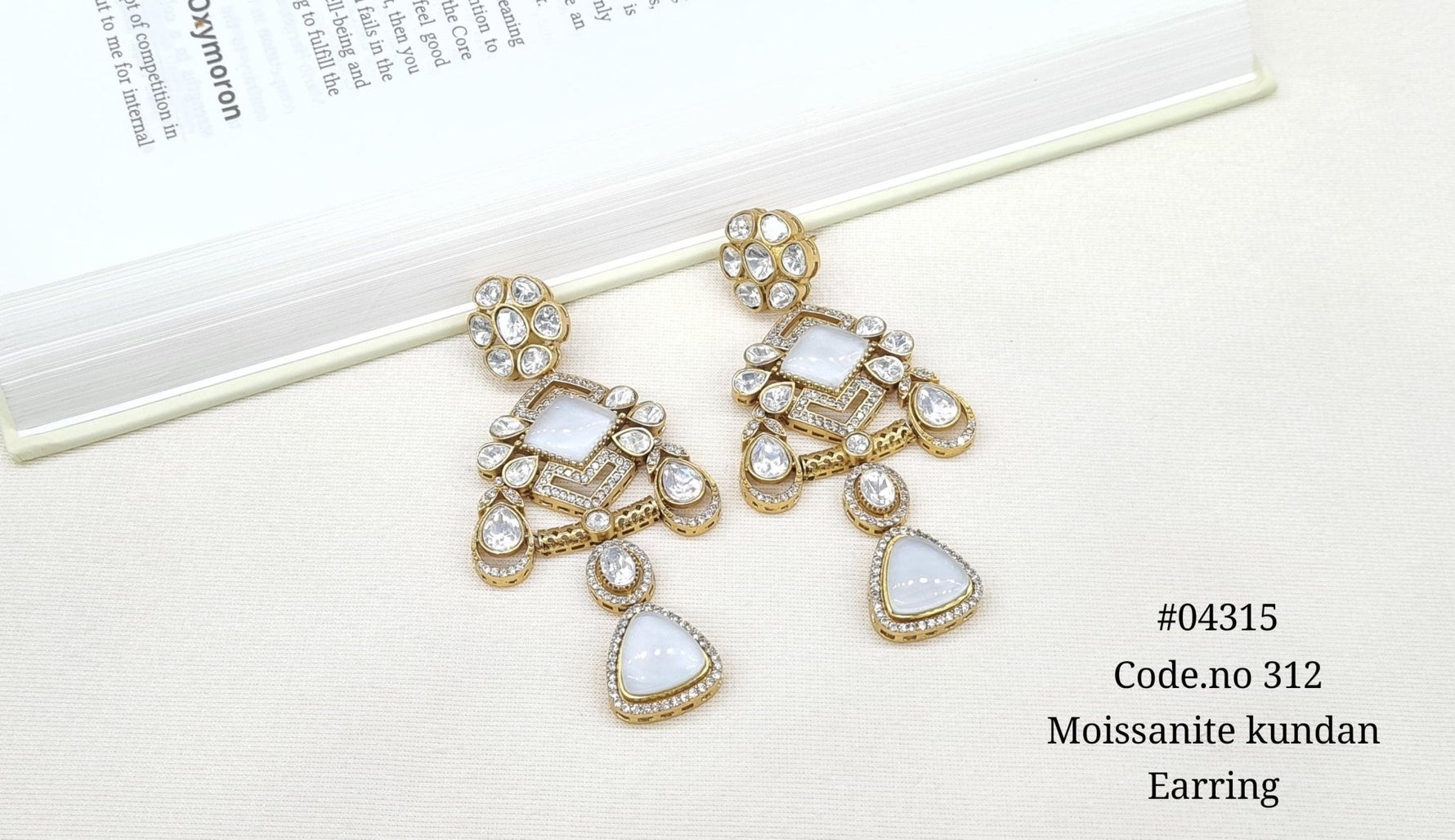 Kundan Earring 04315 - KRISHNA'S SWETA JEWELLERY