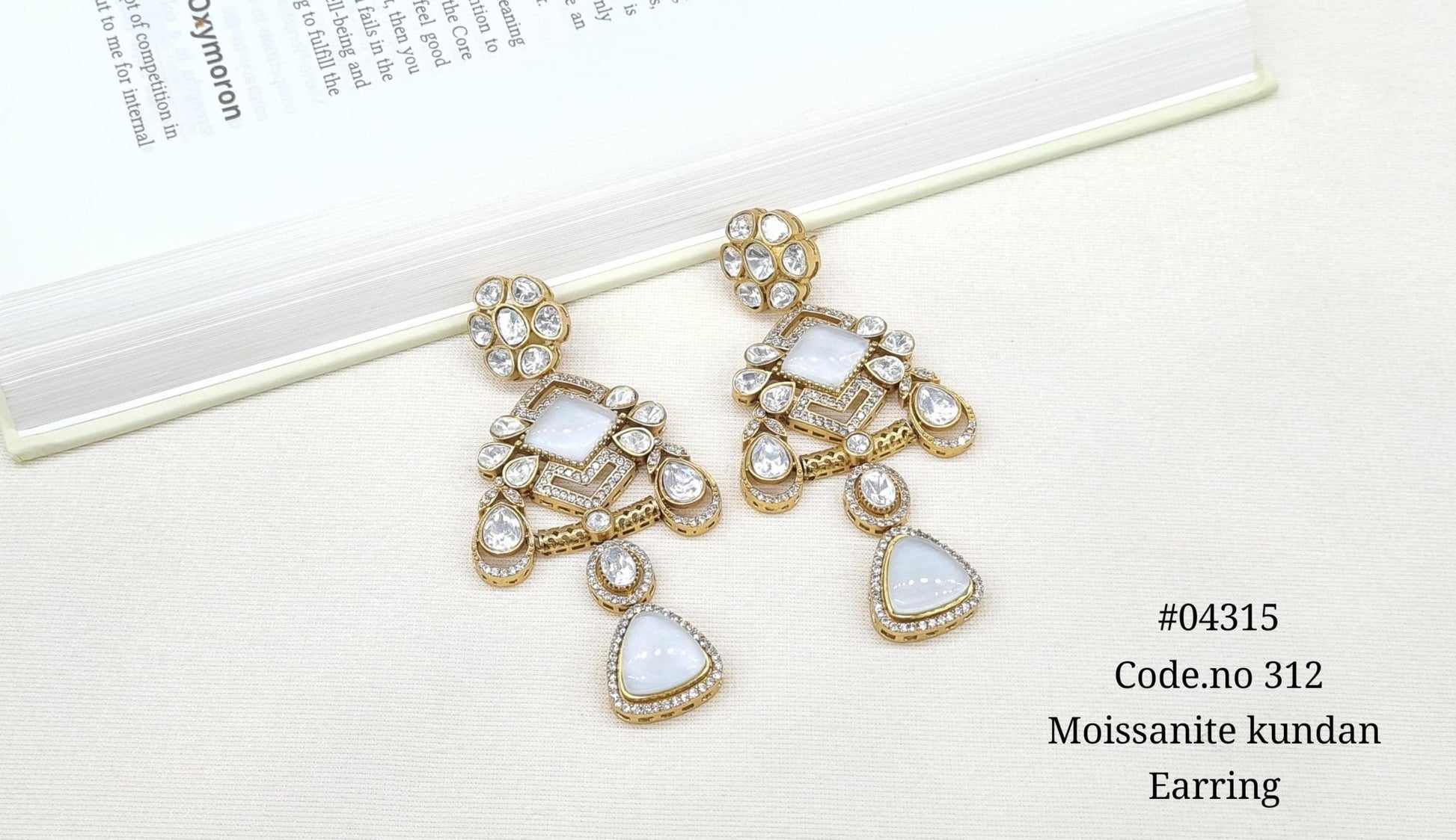 Kundan Earring 04315 - KRISHNA'S SWETA JEWELLERY