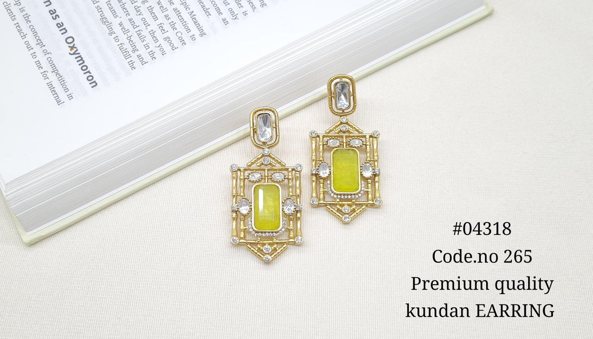 Kundan Earring 04318 - KRISHNA'S SWETA JEWELLERY
