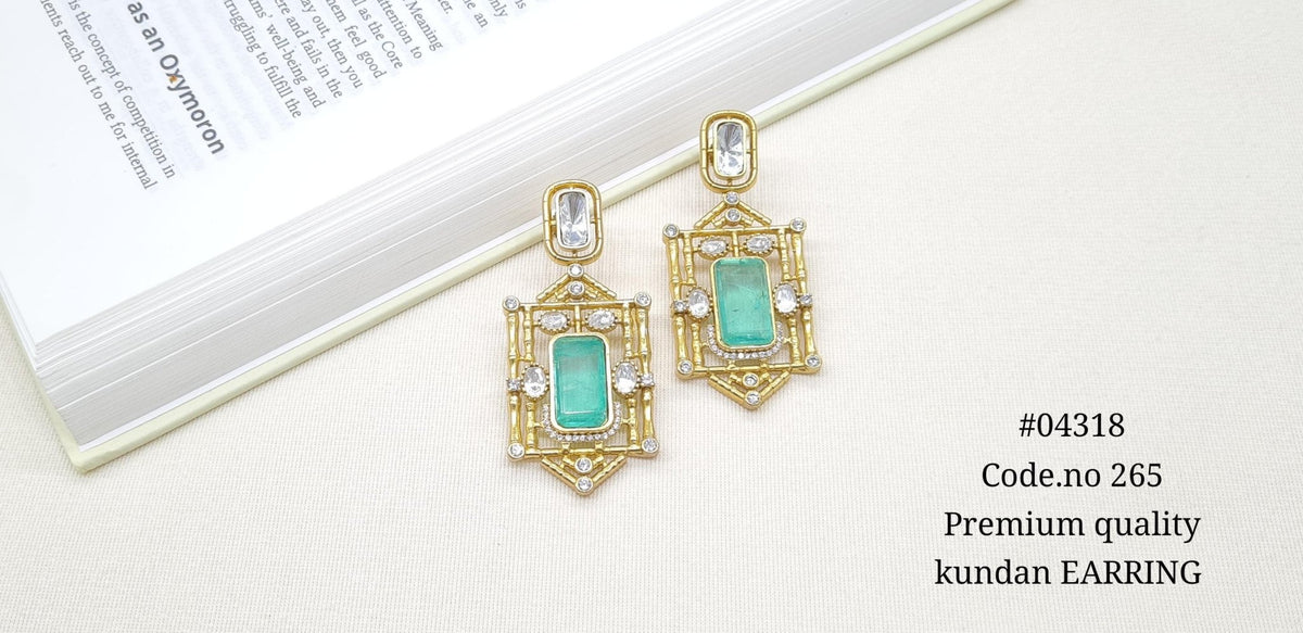 Kundan Earring 04318 - KRISHNA'S SWETA JEWELLERY