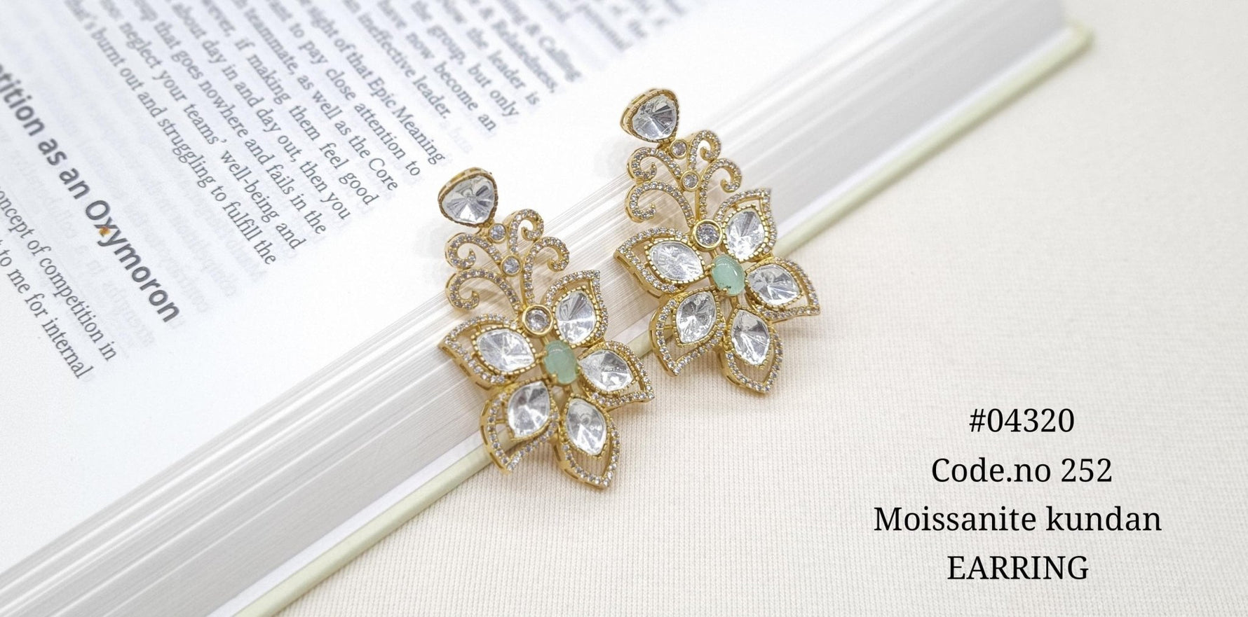 Kundan Earring 04320 - KRISHNA'S SWETA JEWELLERY
