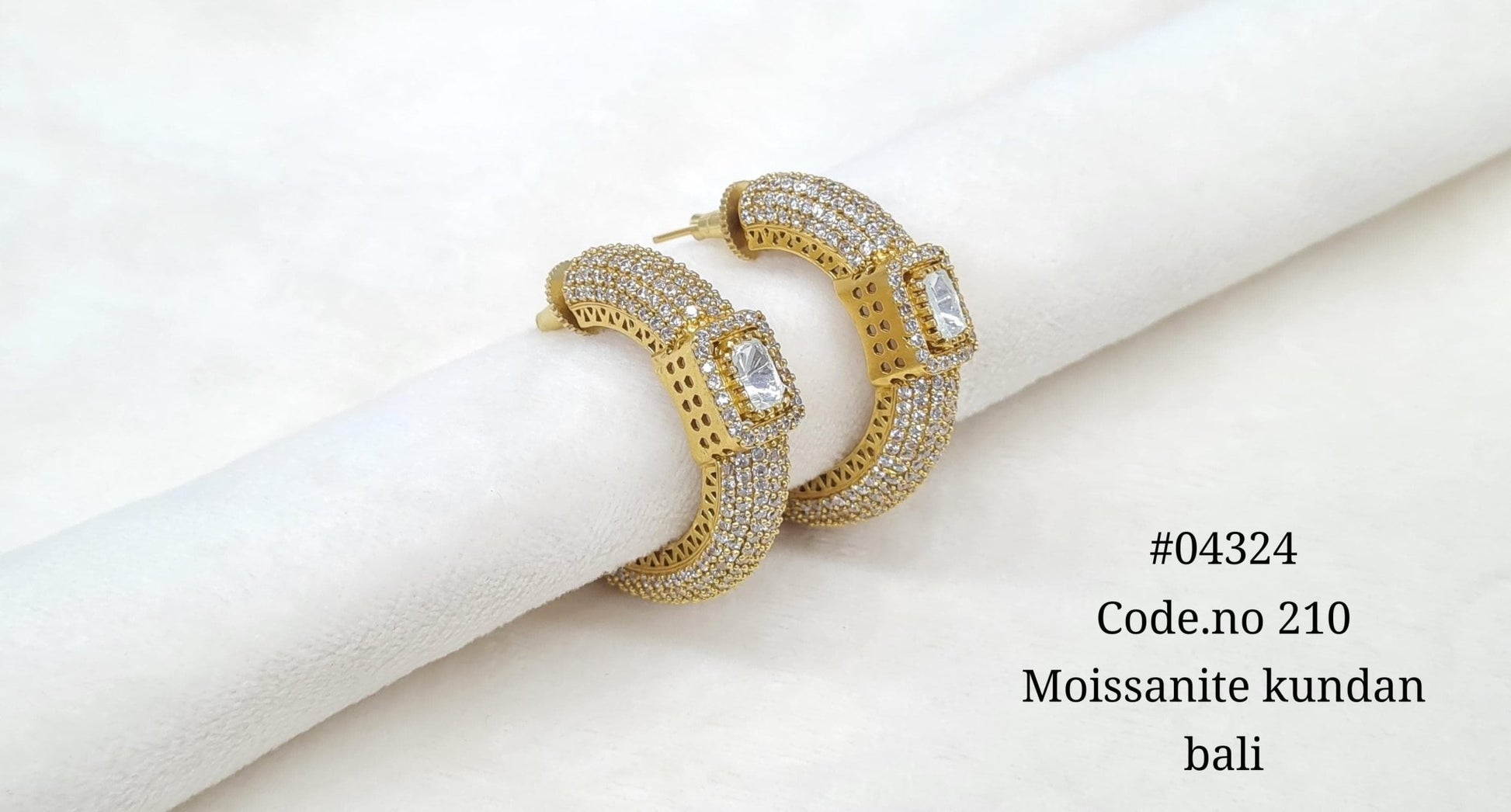 Kundan Earring 04324 - KRISHNA'S SWETA JEWELLERY