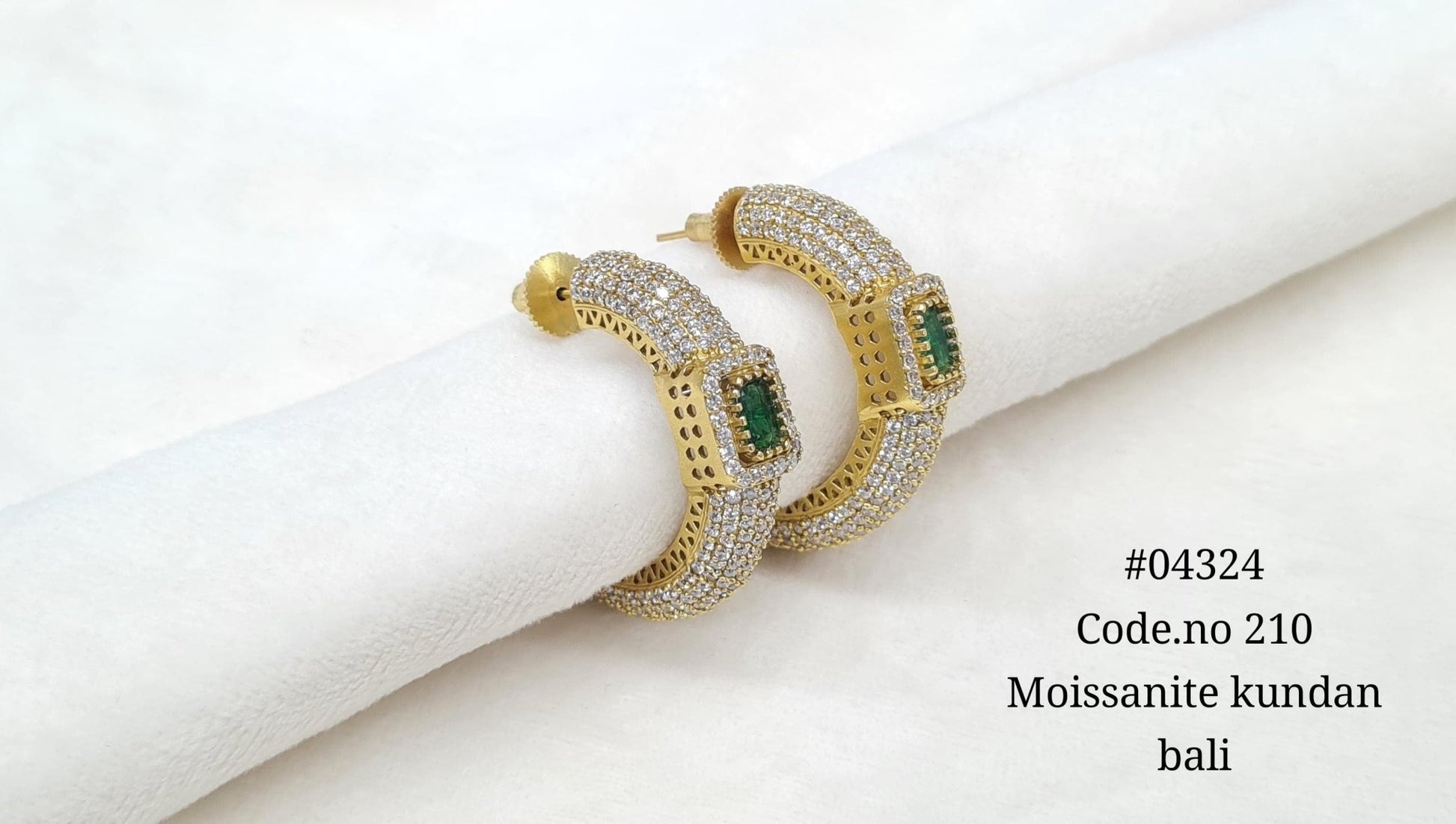 Kundan Earring 04324 - KRISHNA'S SWETA JEWELLERY