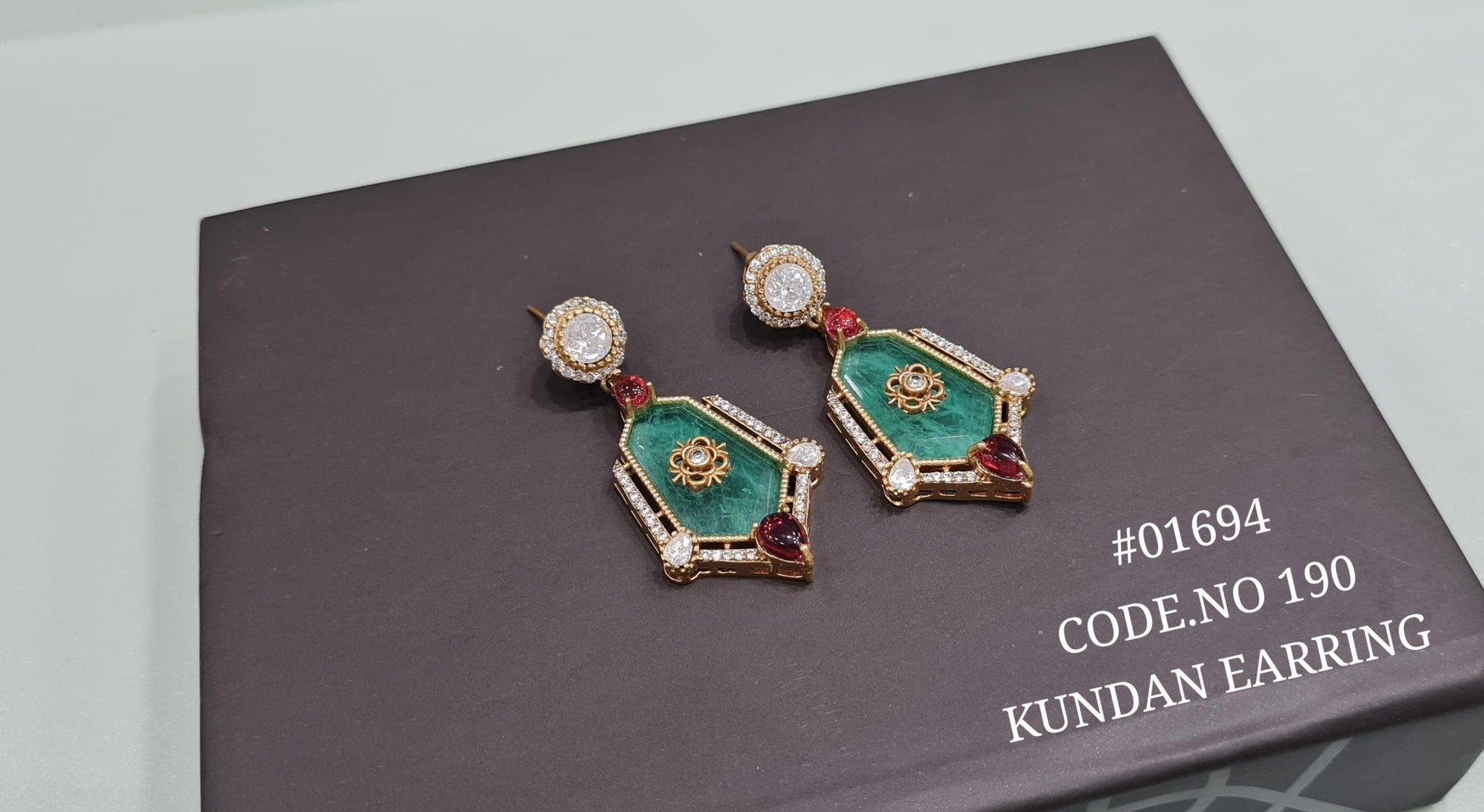Kundan earrings 01694 - KRISHNA'S SWETA JEWELLERY