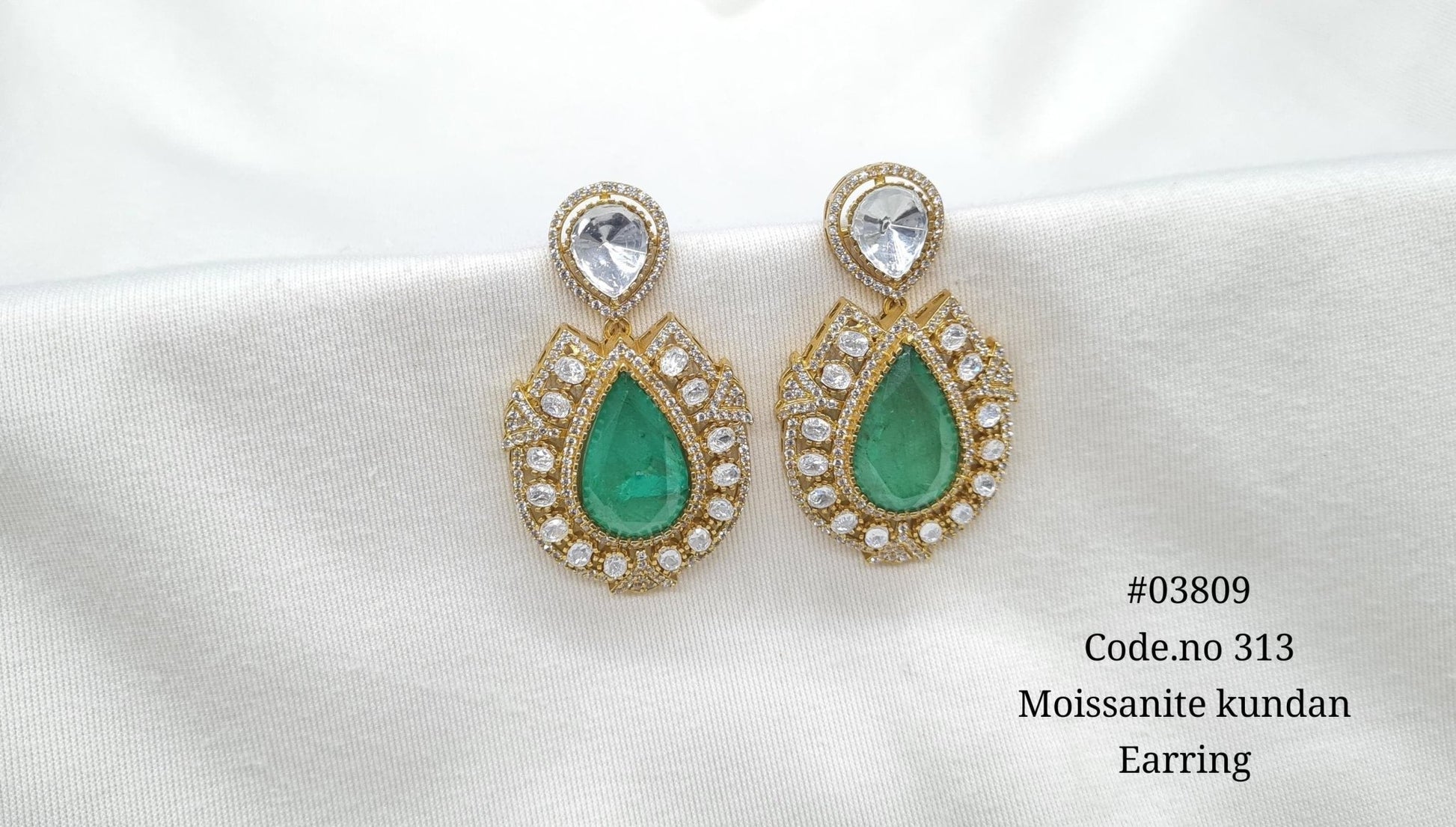 Kundan Earrings 03809 - KRISHNA'S SWETA JEWELLERY