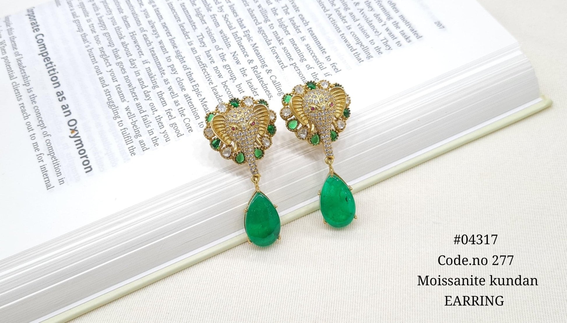 Kundan Earrings 04317 - KRISHNA'S SWETA JEWELLERY