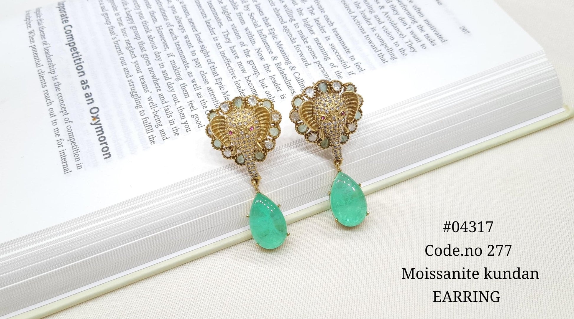 Kundan Earrings 04317 - KRISHNA'S SWETA JEWELLERY