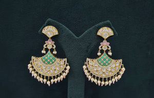 Kundan Earrings 07602 - KRISHNA'S SWETA JEWELLERY