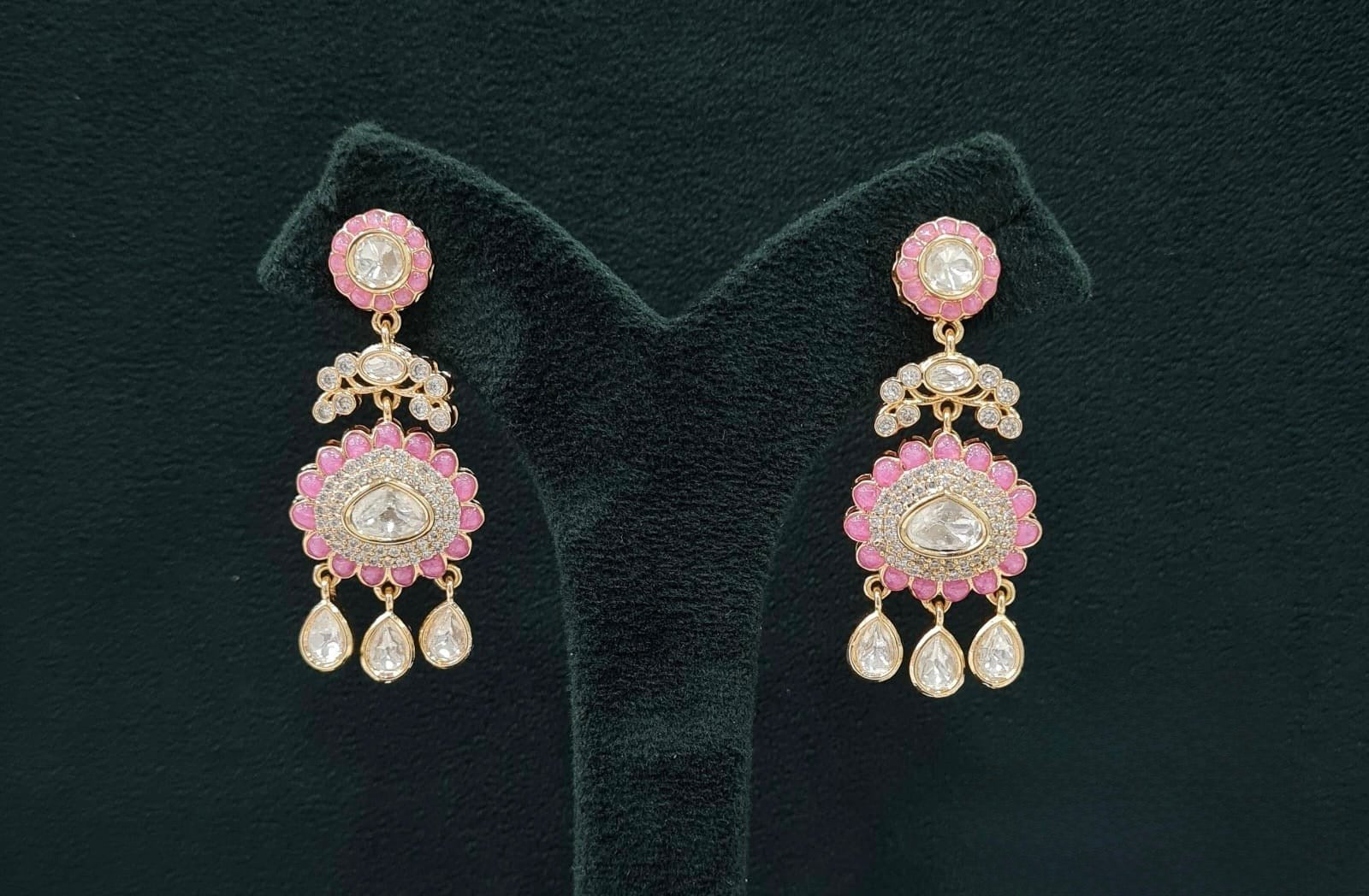 Kundan Earrings 07609 - KRISHNA'S SWETA JEWELLERY