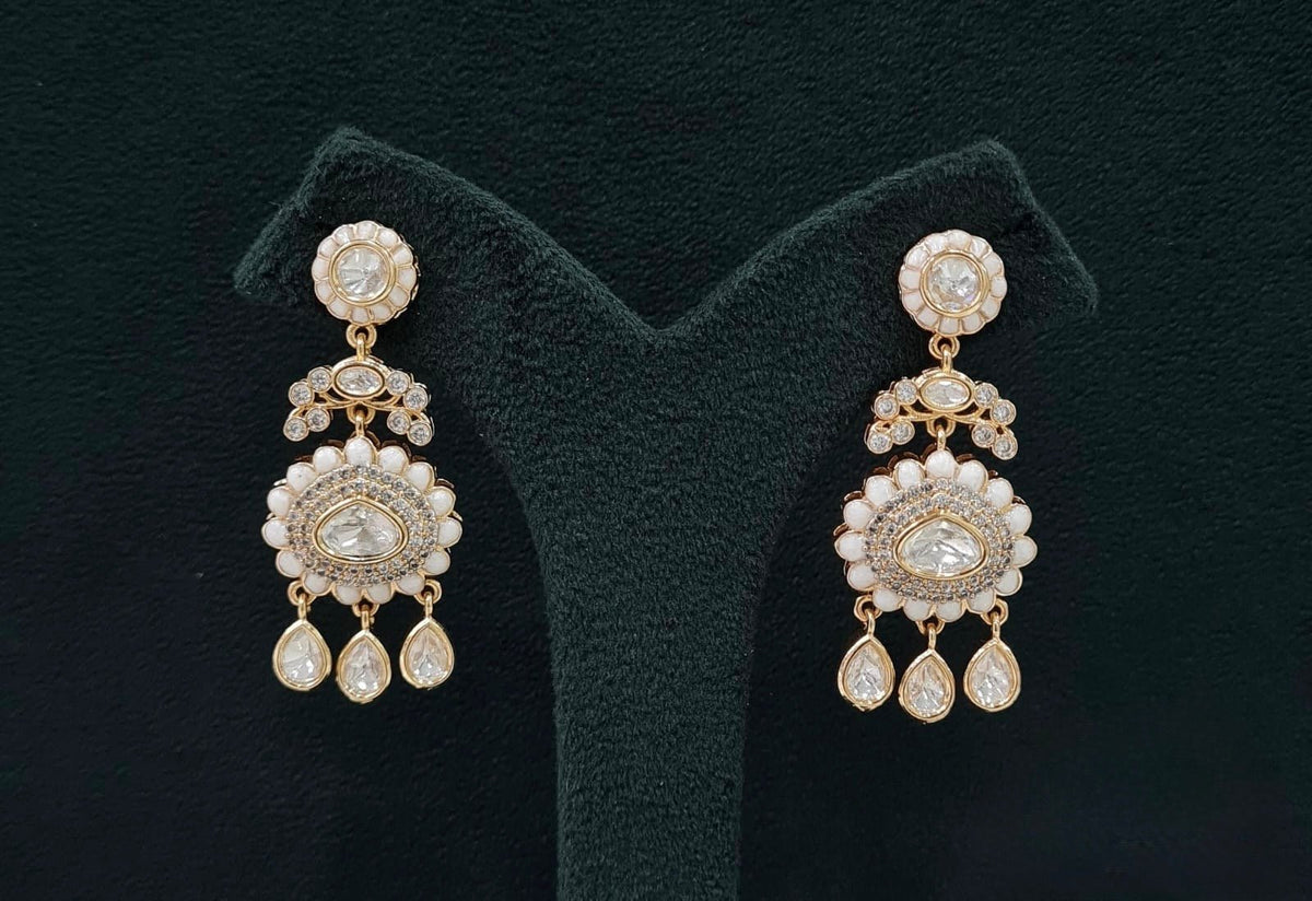 Kundan Earrings 07609 - KRISHNA'S SWETA JEWELLERY