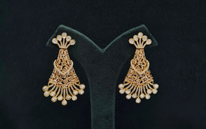 Kundan Earrings 08205 - KRISHNA'S SWETA JEWELLERY