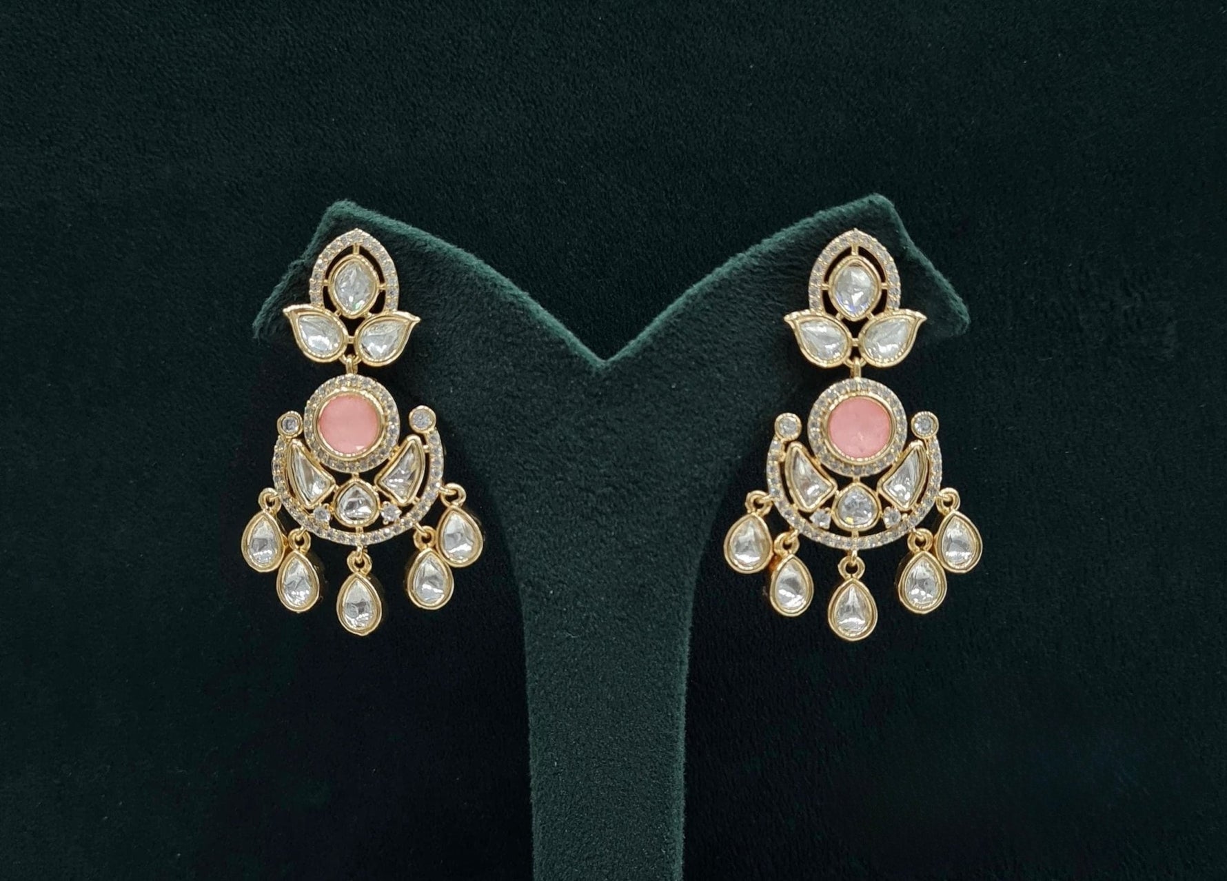 Kundan Earrings 08897 - KRISHNA'S SWETA JEWELLERY