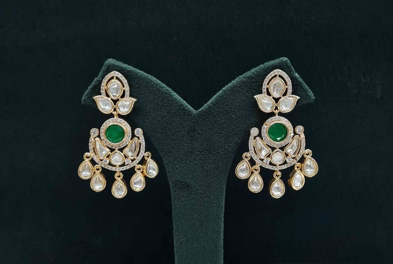 Kundan Earrings 08897 - KRISHNA'S SWETA JEWELLERY