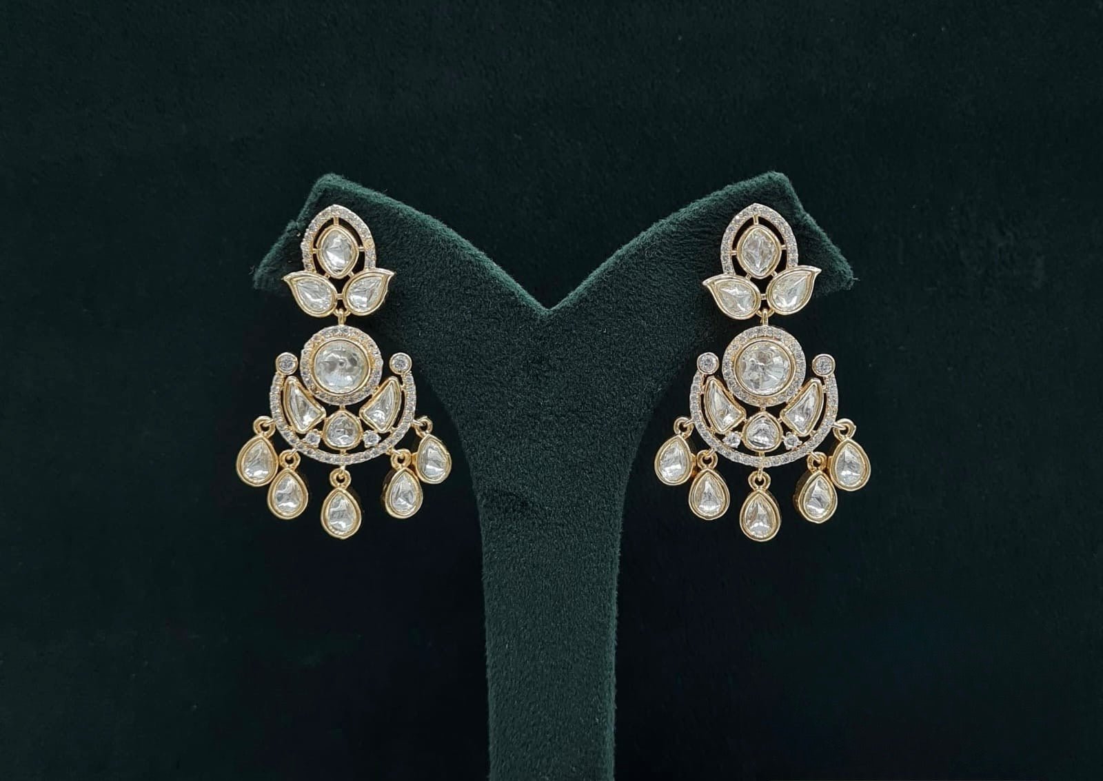 Kundan Earrings 08897 - KRISHNA'S SWETA JEWELLERY