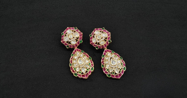 Kundan Earrings 09118 - KRISHNA'S SWETA JEWELLERY