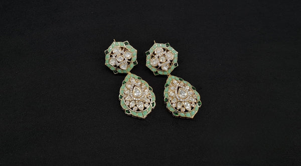 Kundan Earrings 09118 - KRISHNA'S SWETA JEWELLERY