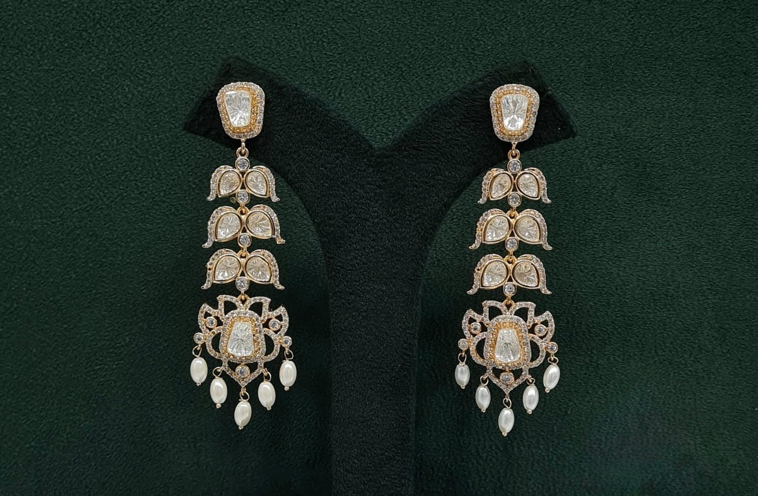 Kundan Earrings 09675 - KRISHNA'S SWETA JEWELLERY