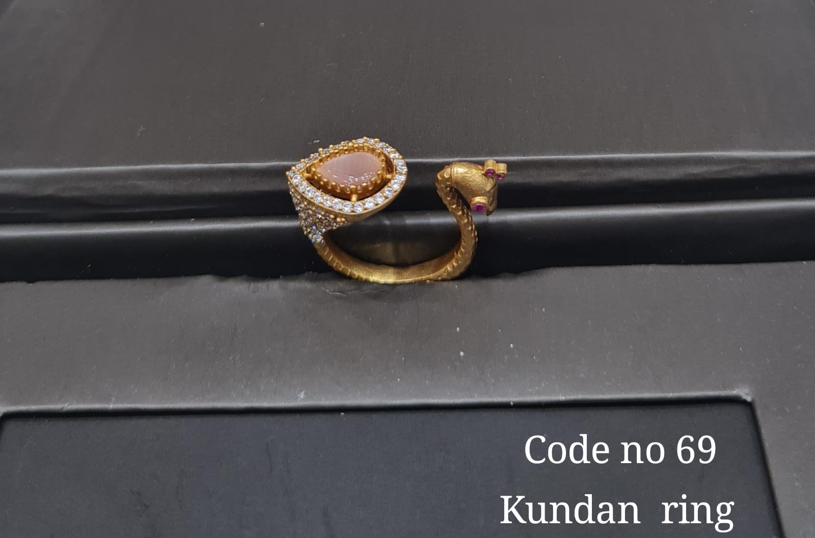 Kundan finger ring 00129 - KRISHNA'S SWETA JEWELLERY